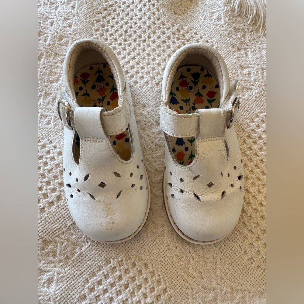 Vintage Mary Jane 6.5 Toddler Shoes